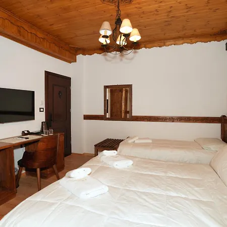 Hotel Street Gjirokaster