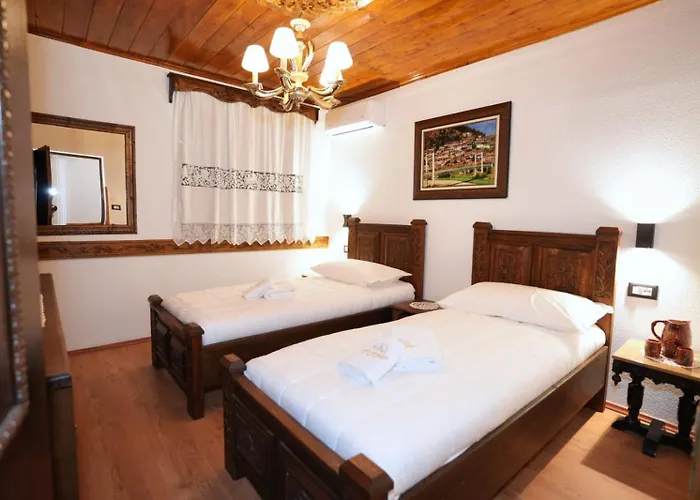 Hotel Street 4*